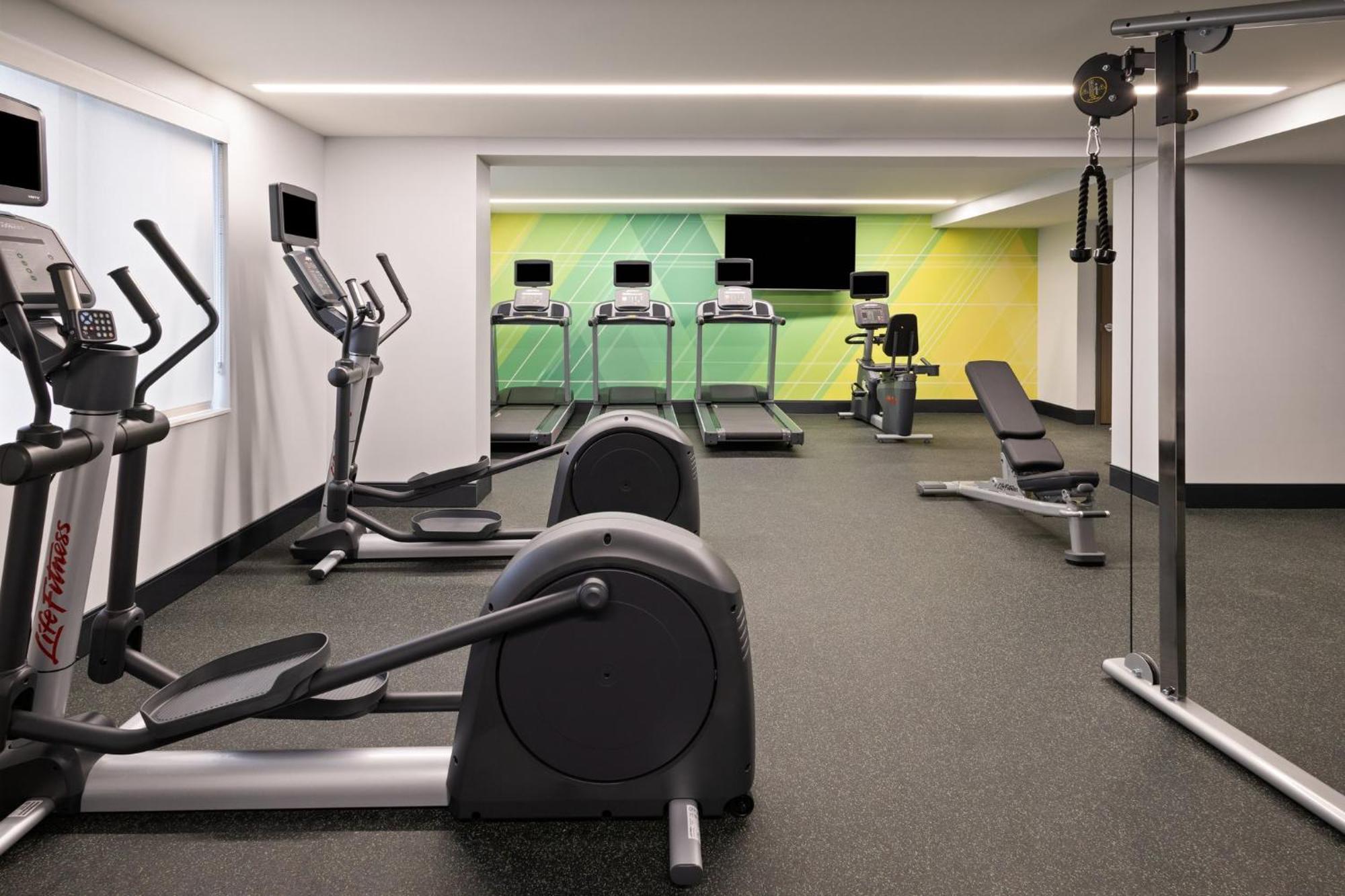 Holiday Inn & Suites Richmond West End, An Ihg Hotel Extérieur photo